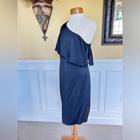 Ralph Lauren, Black Satin One shoulder Cocktail Party Dress, Formal - Picture 2 of 8